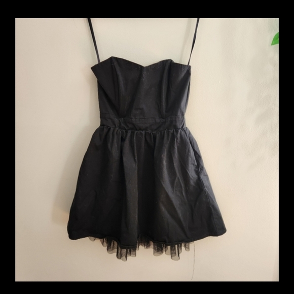 Strapless dress. early 2010 ARDENE. - Picture 1 of 3